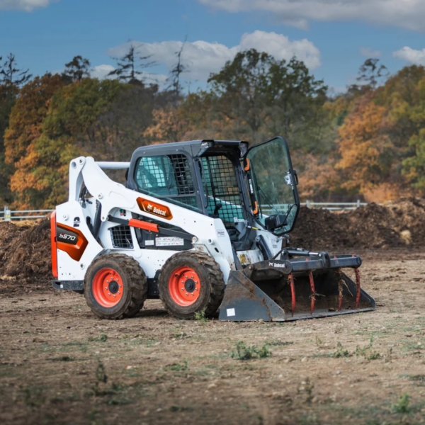 Bobcat S570 Skid Steer Loader